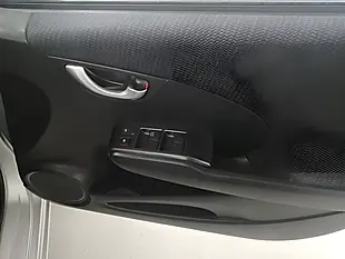 Used 2013 Honda Jazz Es Plus Silver - Interior and Exterior details 15