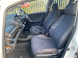Used 2013 Honda Jazz Es Plus White - Interior and Exterior details 13