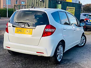 Used 2013 Honda Jazz Es Plus White - Interior and Exterior details 8