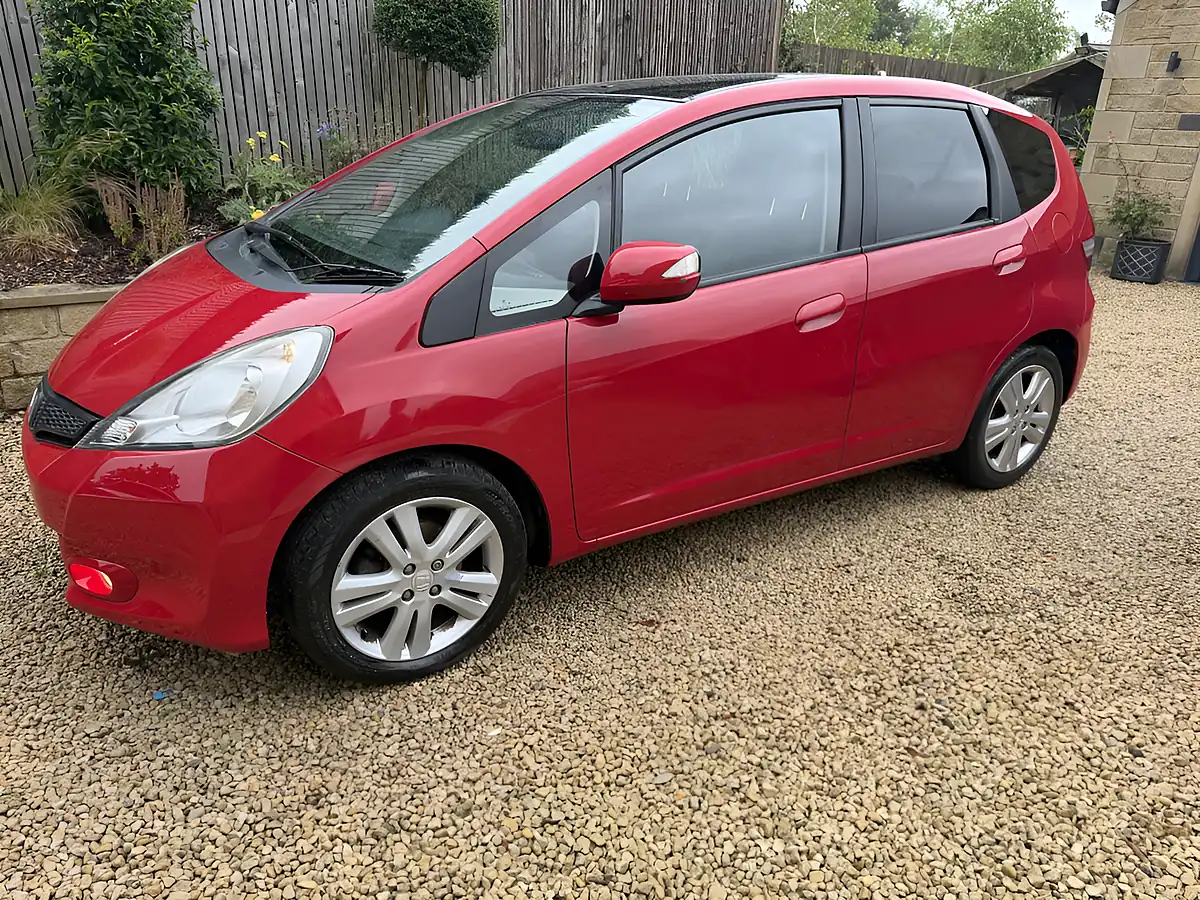 Used 2013 Honda Jazz Ex Bright Red - Interior and Exterior details 6