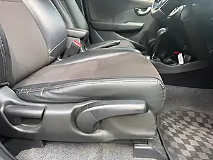 Used 2013 Honda Jazz Hs Black - Interior and Exterior details 11