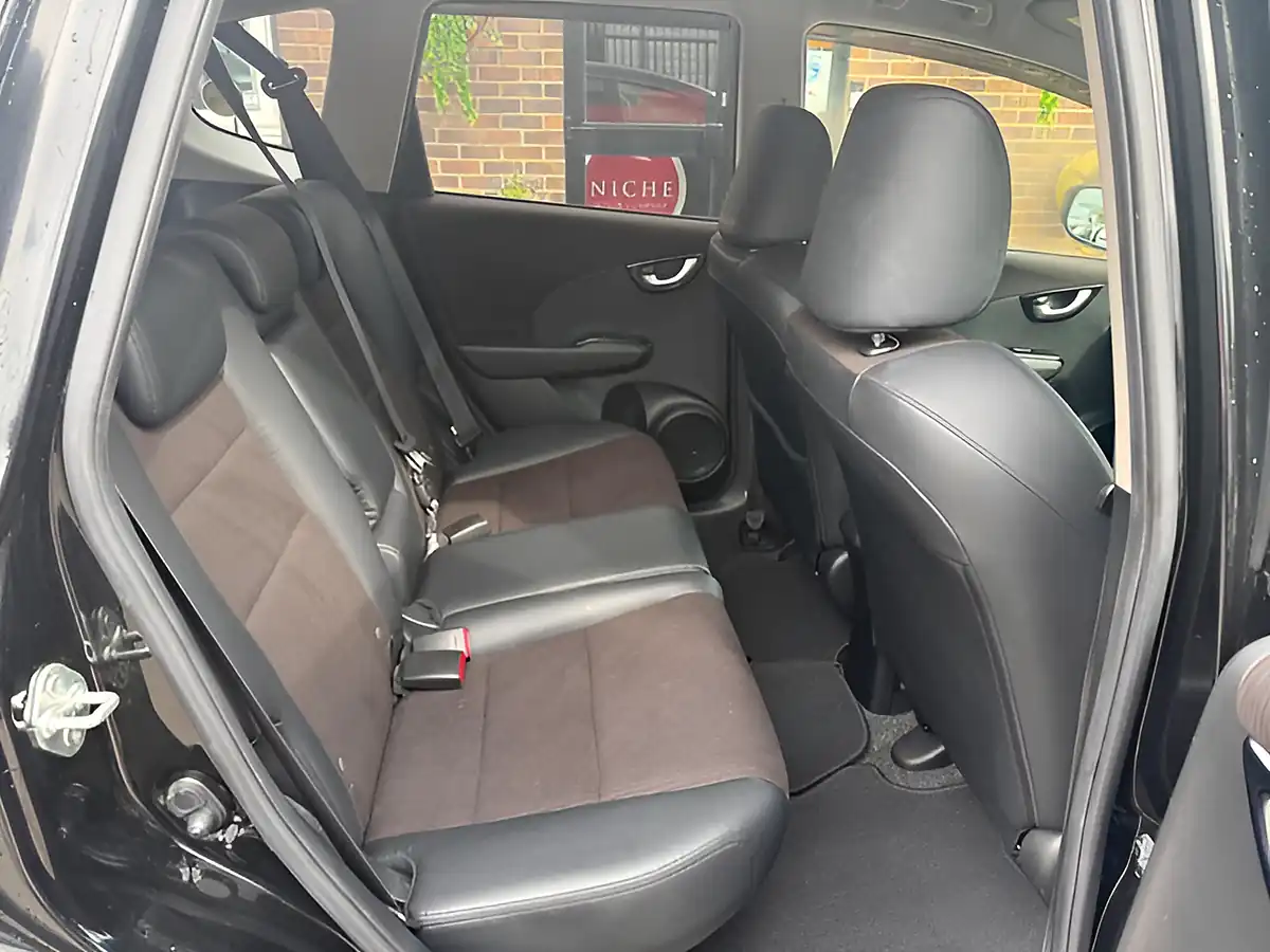Used 2013 Honda Jazz Hs Black - Interior and Exterior details 12