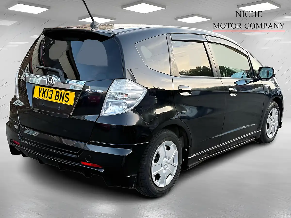 Used 2013 Honda Jazz Hs Black - Interior and Exterior details 4