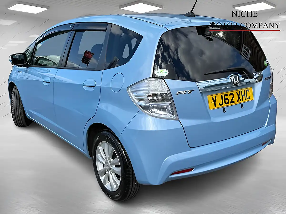 Used 2013 Honda Jazz Hs Blue - Interior and Exterior details 15