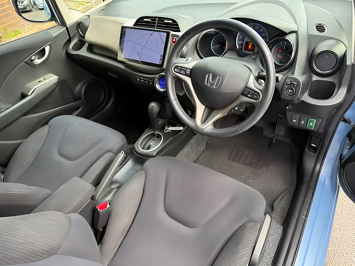 Used 2013 Honda Jazz Hs Blue - Interior and Exterior details 18