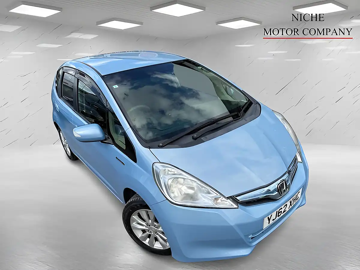 Used 2013 Honda Jazz Hs Blue - Interior and Exterior details 8