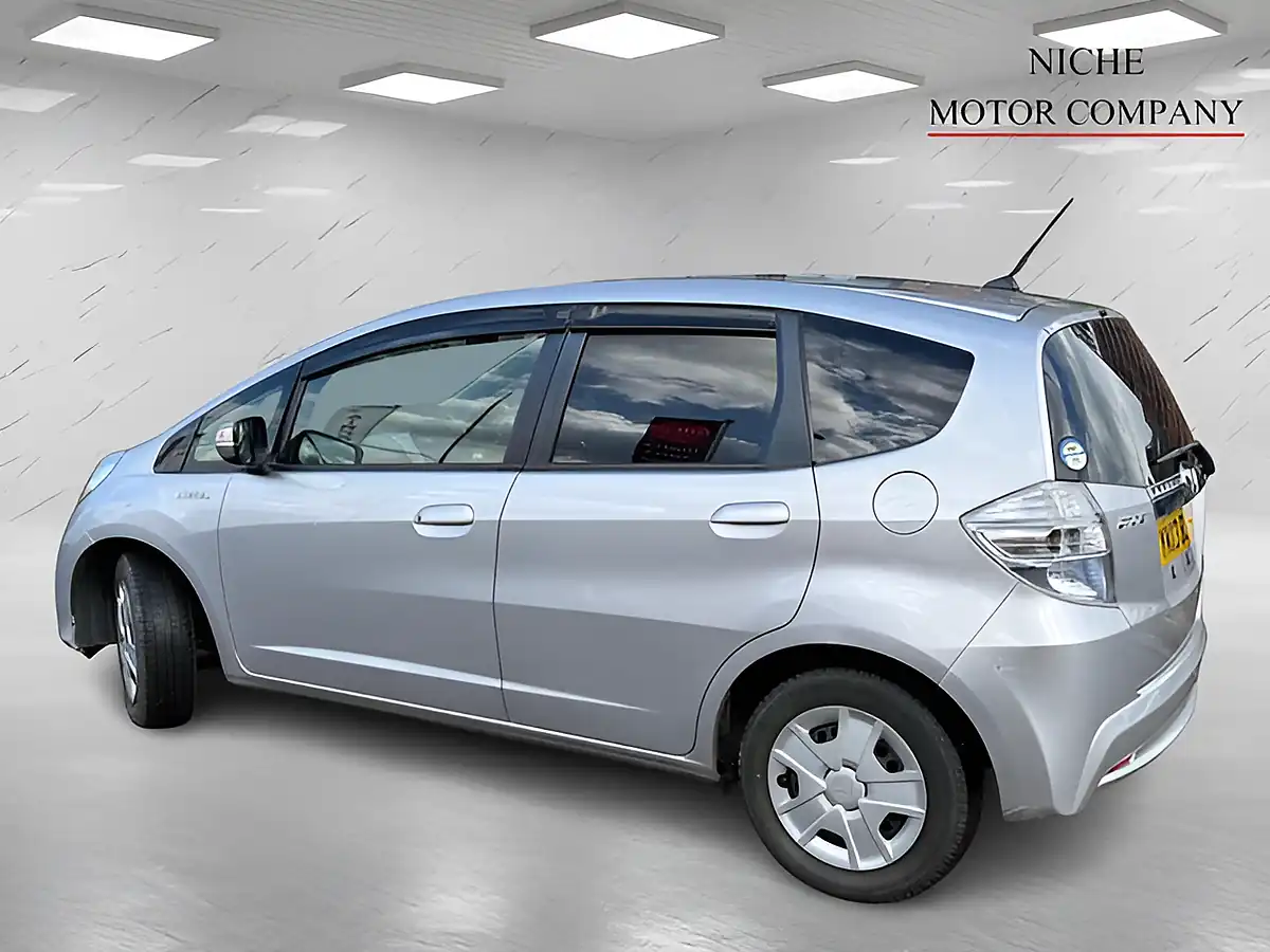 Used 2013 Honda Jazz Hs Blue - Interior and Exterior details 18