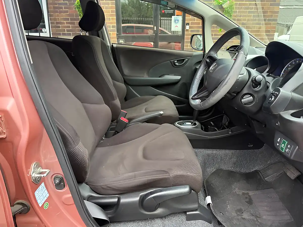 Used 2013 Honda Jazz Hs Pink - Interior and Exterior details 12