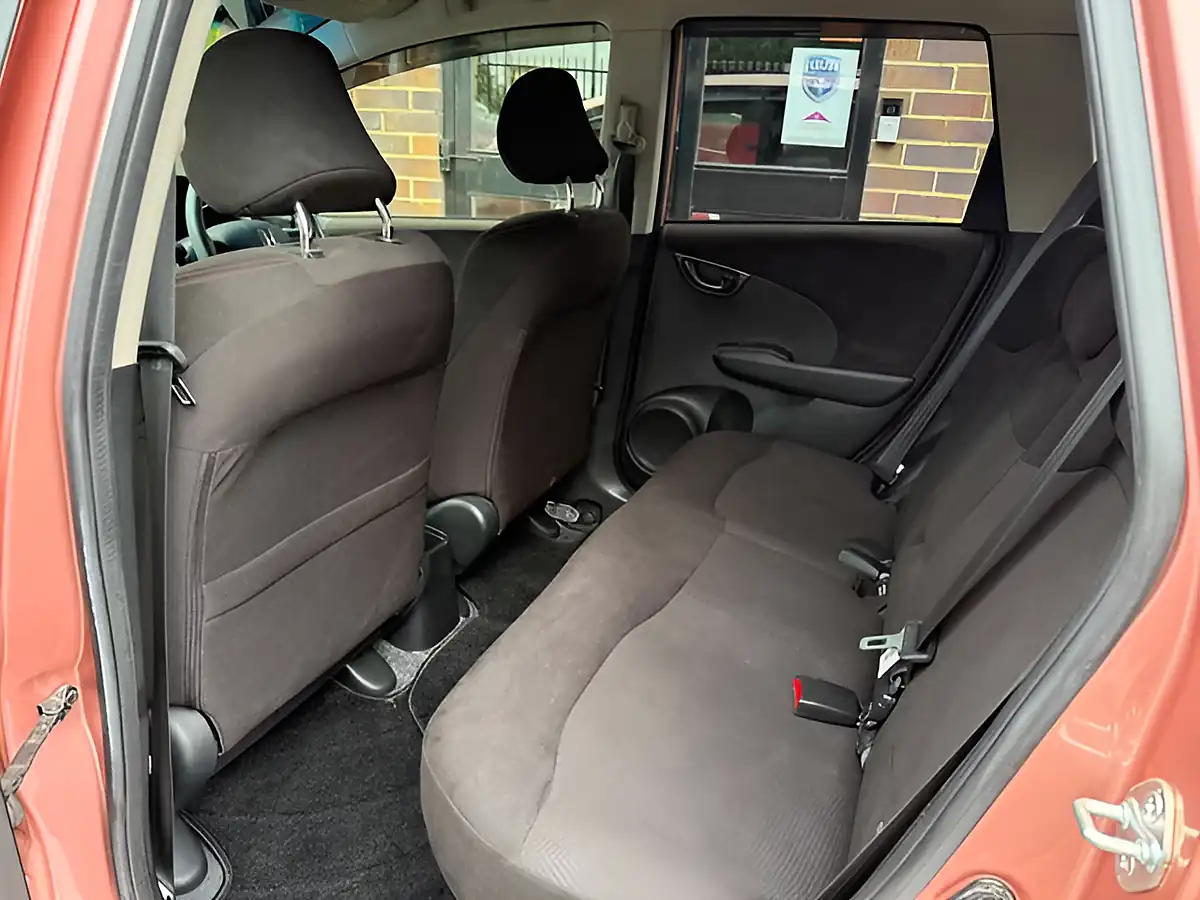 Used 2013 Honda Jazz Hs Pink - Interior and Exterior details 16