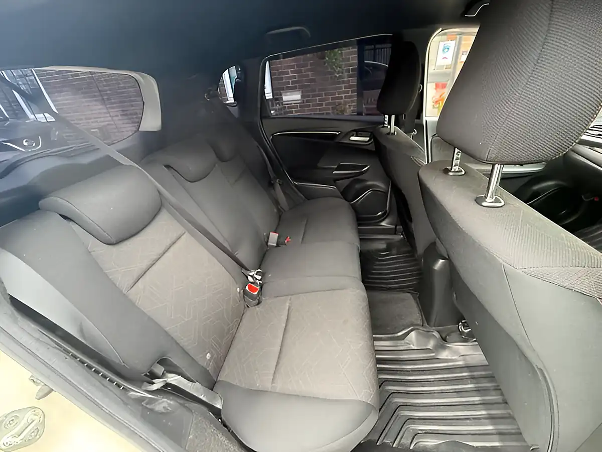 Used 2013 Honda Jazz Hs Silver - Interior and Exterior details 14
