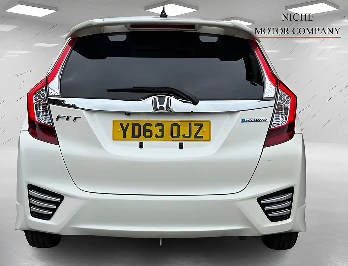 Used 2013 Honda Jazz Hs Silver - Interior and Exterior details 6
