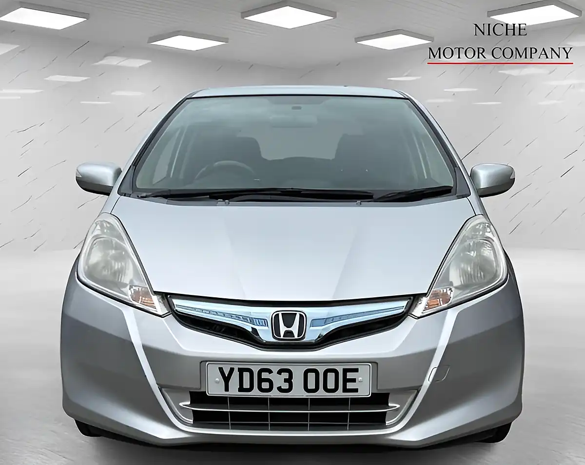 Used 2013 Honda Jazz Hs Silver - Interior and Exterior details 2