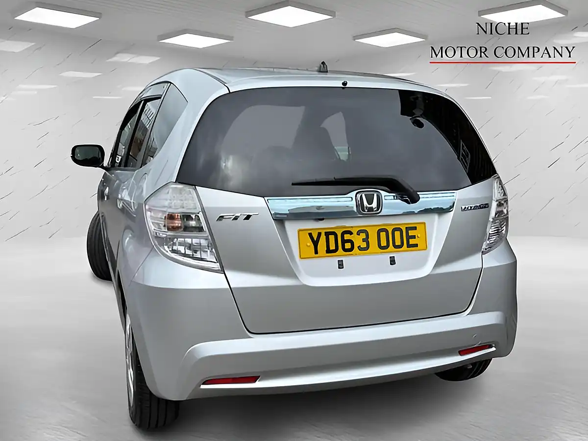Used 2013 Honda Jazz Hs Silver - Interior and Exterior details 6