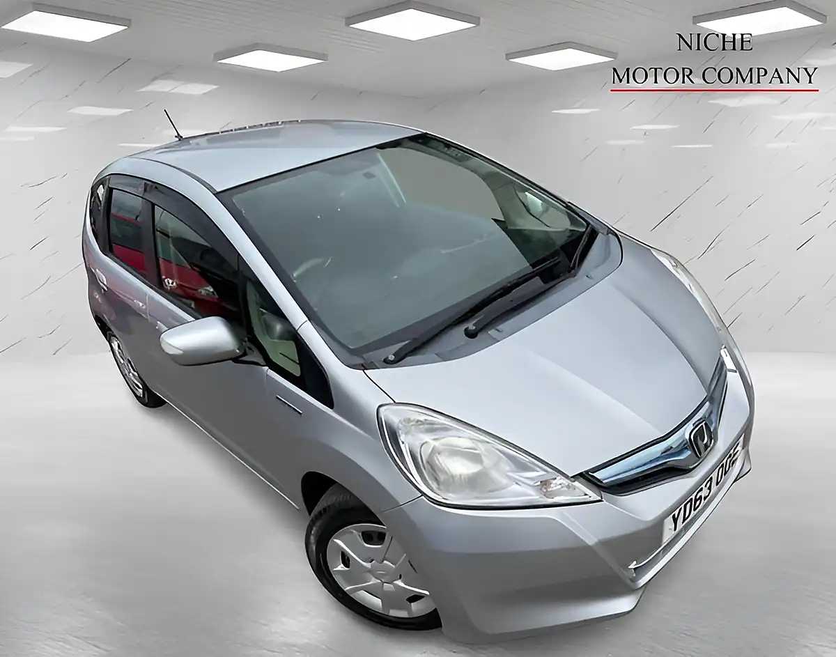 Used 2013 Honda Jazz Hs Silver - Interior and Exterior details 8