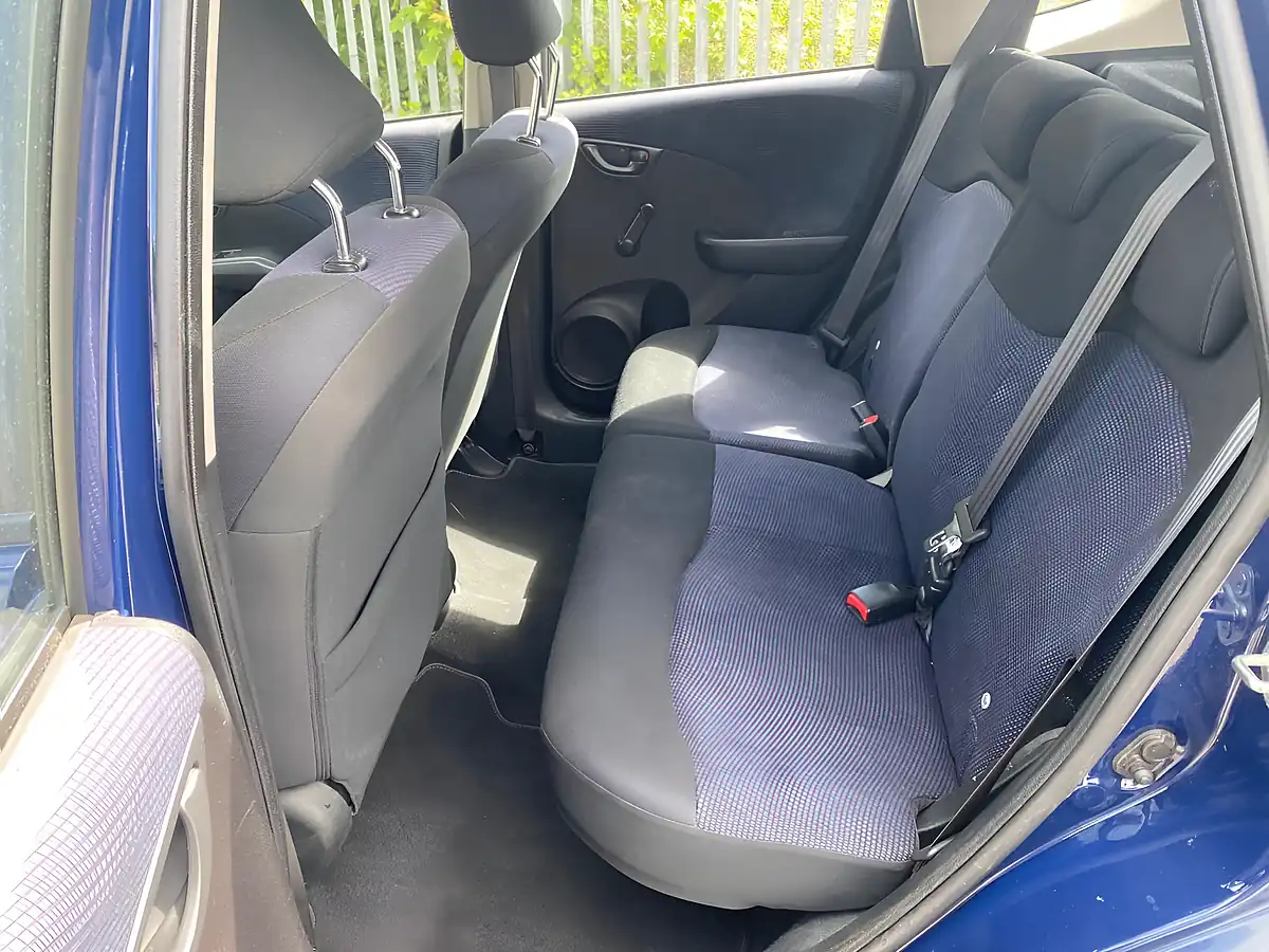 Used 2013 Honda Jazz S Blue - Interior and Exterior details 15
