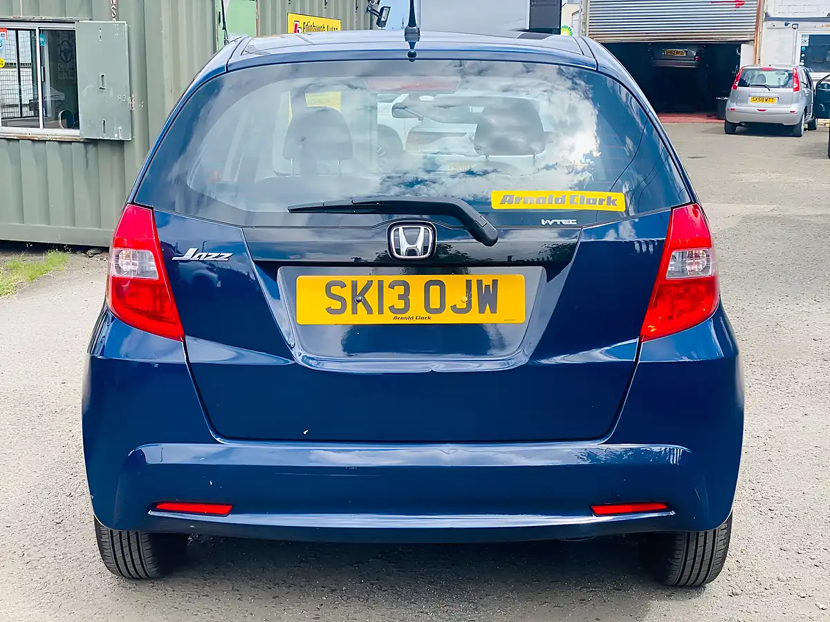 Used 2013 Honda Jazz S Blue - Interior and Exterior details 8
