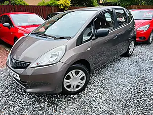 Used 2013 Honda Jazz S Brown - Interior and Exterior details 2