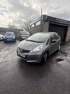 Used 2013 Honda Jazz S Grey - Interior and Exterior details 3