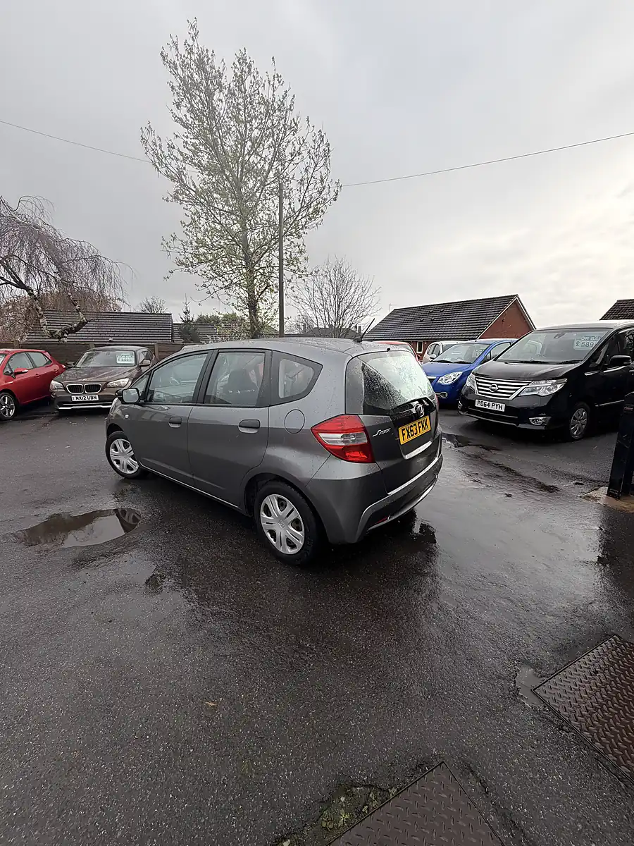 Used 2013 Honda Jazz S Grey - Interior and Exterior details 5