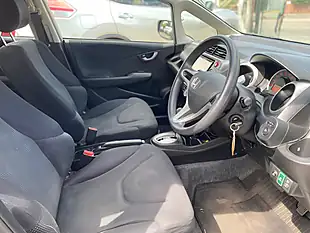 Used 2013 Honda Jazz Silver - Interior and Exterior details 16