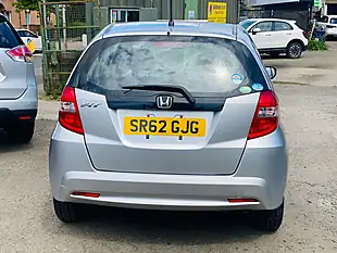 Used 2013 Honda Jazz Silver - Interior and Exterior details 8