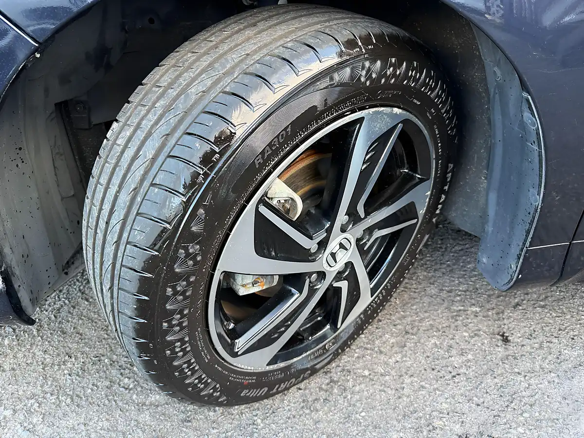 Used 2013 Honda Odyssey Absolute Advance Black - Interior and Exterior details 20