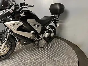 Used 2013 Honda VFR800X Crossrunner Black - Interior and Exterior details 14