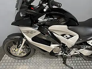 Used 2013 Honda VFR800X Crossrunner Black - Interior and Exterior details 9
