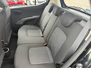 Used 2013 Hyundai I10 Active Black - Interior and Exterior details 14