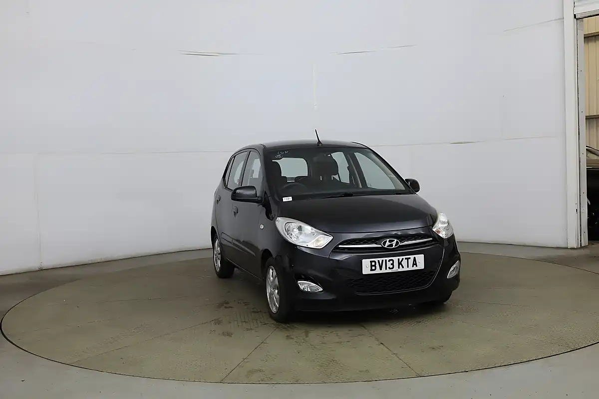 Used 2013 Hyundai i10 Active Euro 5 5dr Black - Interior and Exterior details 3