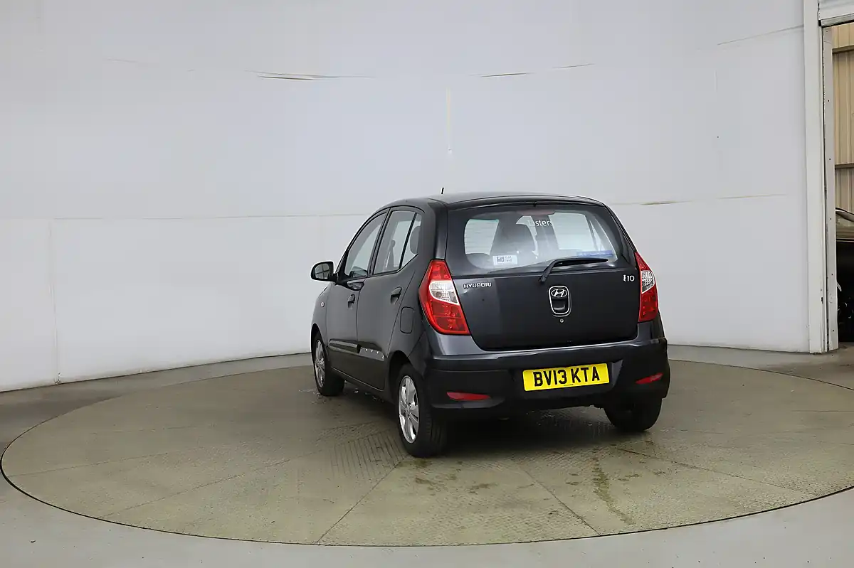 Used 2013 Hyundai i10 Active Euro 5 5dr Black - Interior and Exterior details 5