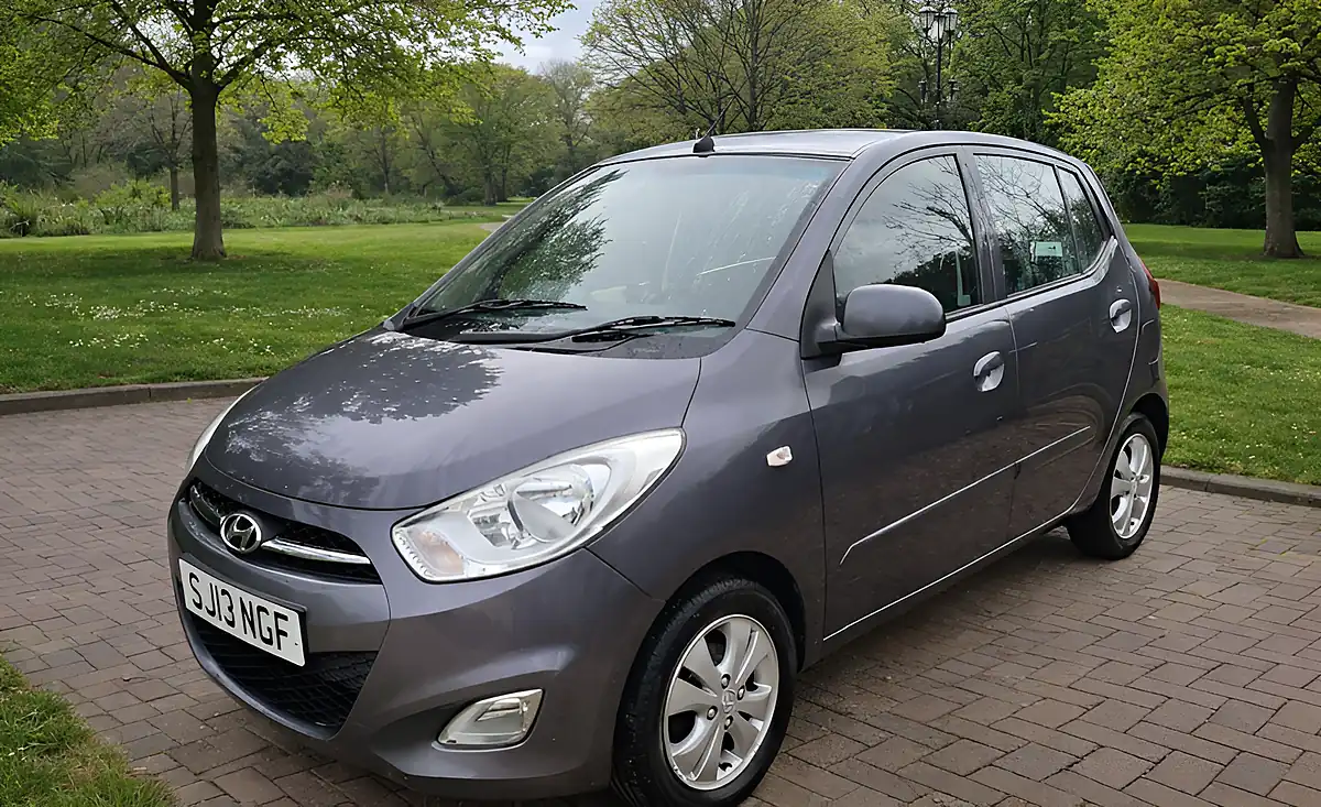 Used 2013 Hyundai i10 Active Grey - Interior and Exterior details 2