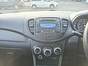 Used 2013 Hyundai i10 Active Grey - Interior and Exterior details 13