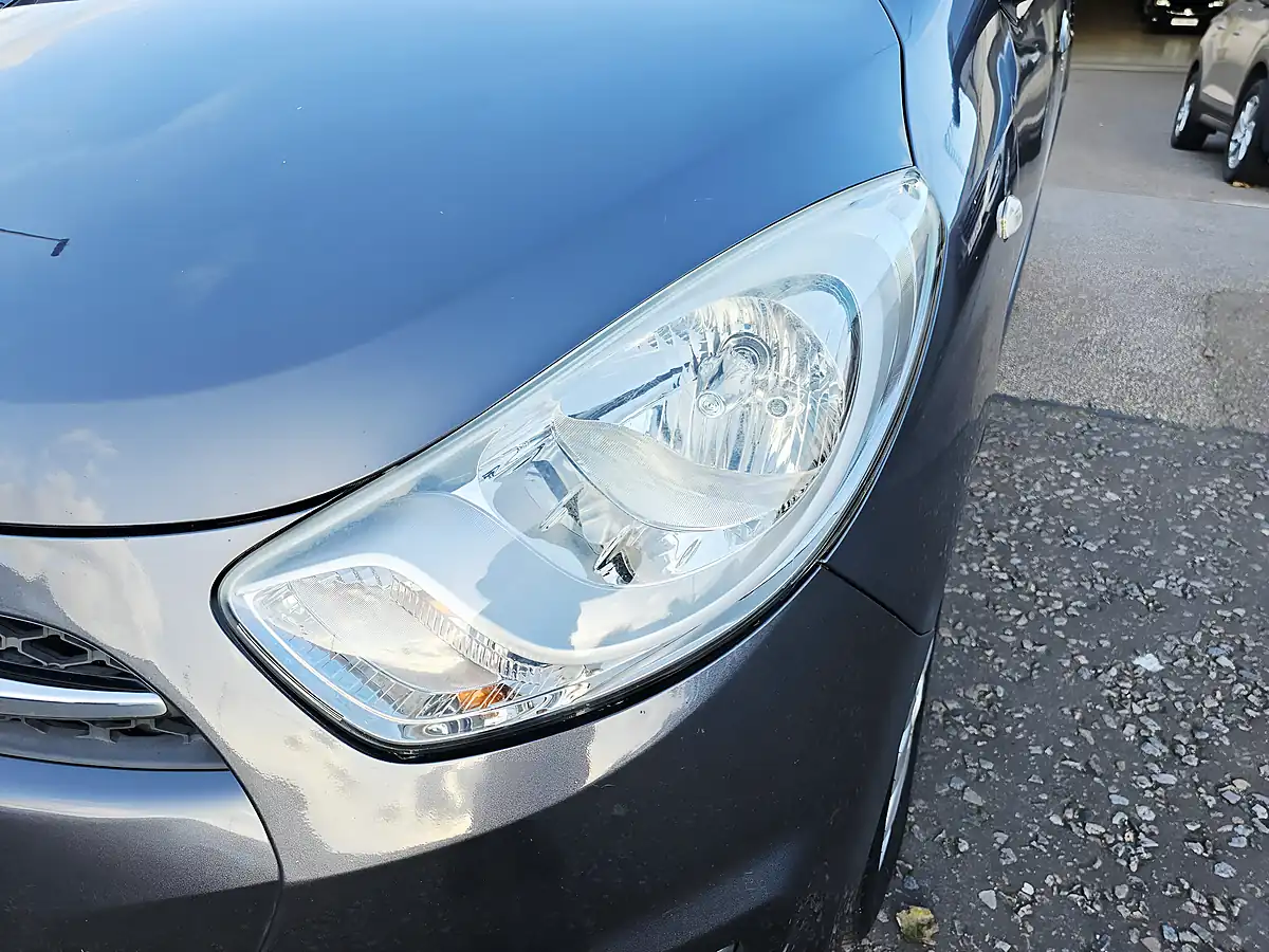 Used 2013 Hyundai i10 Active Grey - Interior and Exterior details 16