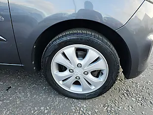 Used 2013 Hyundai i10 Active Grey - Interior and Exterior details 18