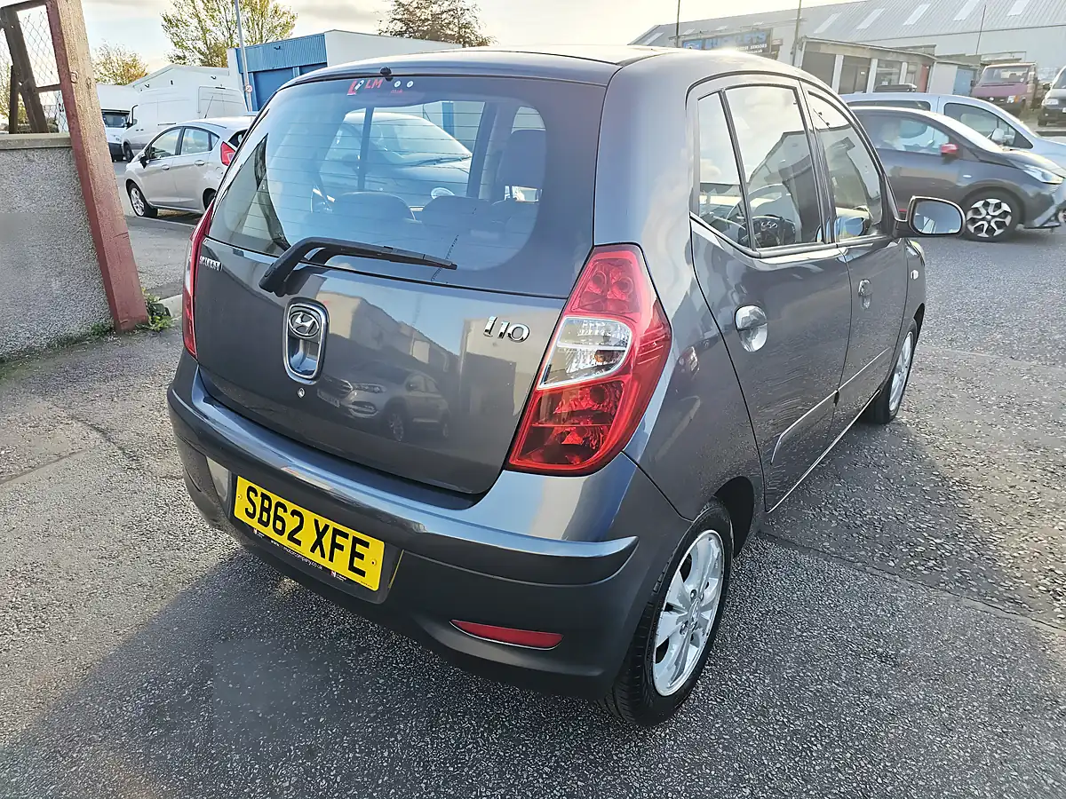 Used 2013 Hyundai i10 Active Grey - Interior and Exterior details 2