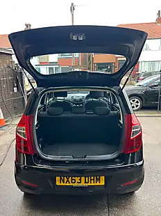 Used 2013 Hyundai i10 Active Metallic Black - Interior and Exterior details 10