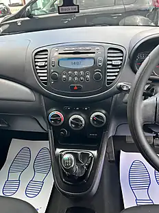 Used 2013 Hyundai i10 Active Metallic Black - Interior and Exterior details 4