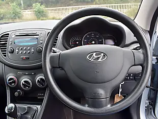 Used 2013 Hyundai I10 Active Silver - Interior and Exterior details 10