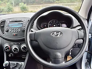 Used 2013 Hyundai I10 Active Silver - Interior and Exterior details 15