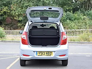 Used 2013 Hyundai I10 Active Silver - Interior and Exterior details 7