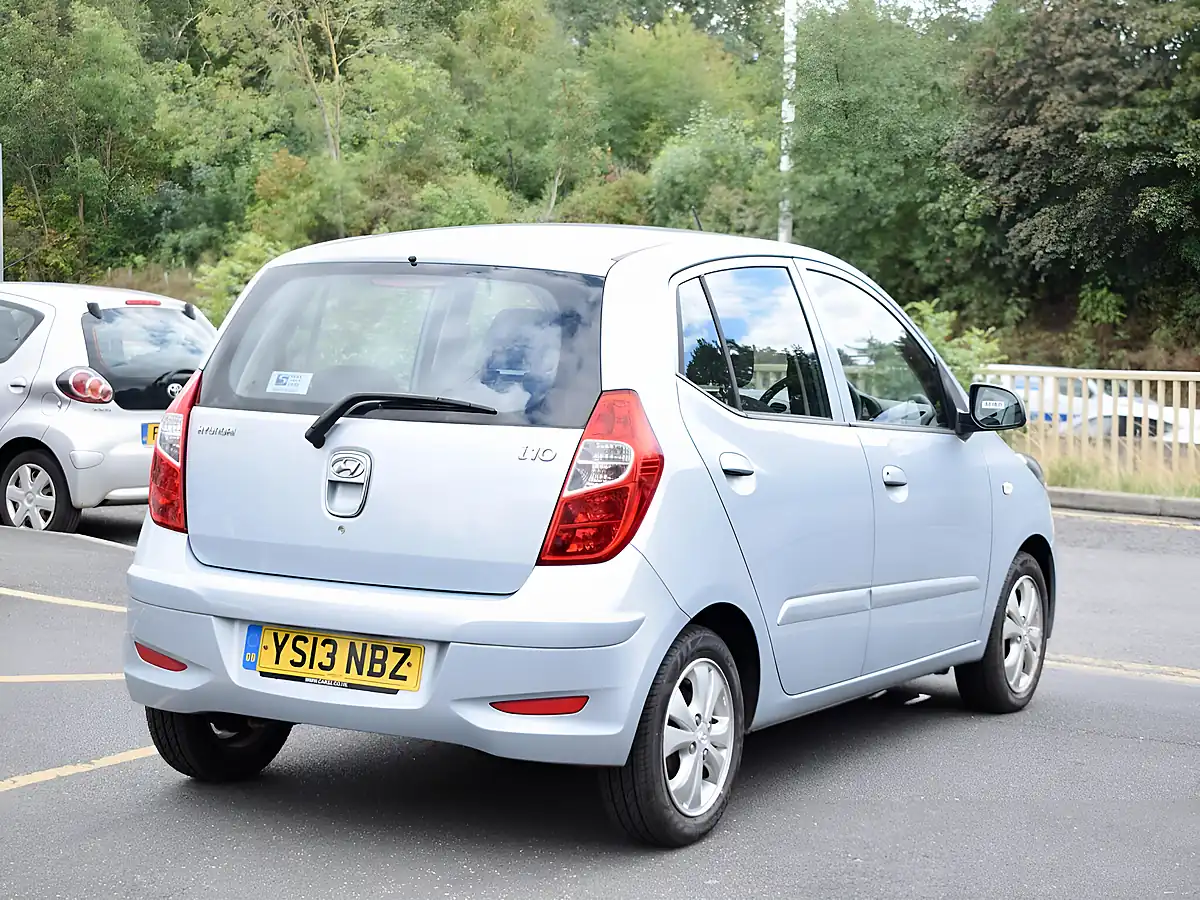 Used 2013 Hyundai I10 Active Silver - Interior and Exterior details 9