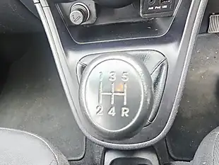 Used 2013 Hyundai i10 Active White - Interior and Exterior details 10