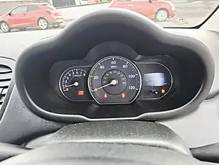 Used 2013 Hyundai i10 Active White - Interior and Exterior details 12