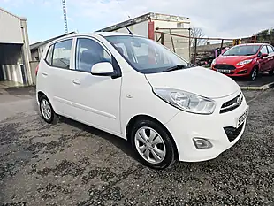 Used 2013 Hyundai i10 Active White - Interior and Exterior details 2