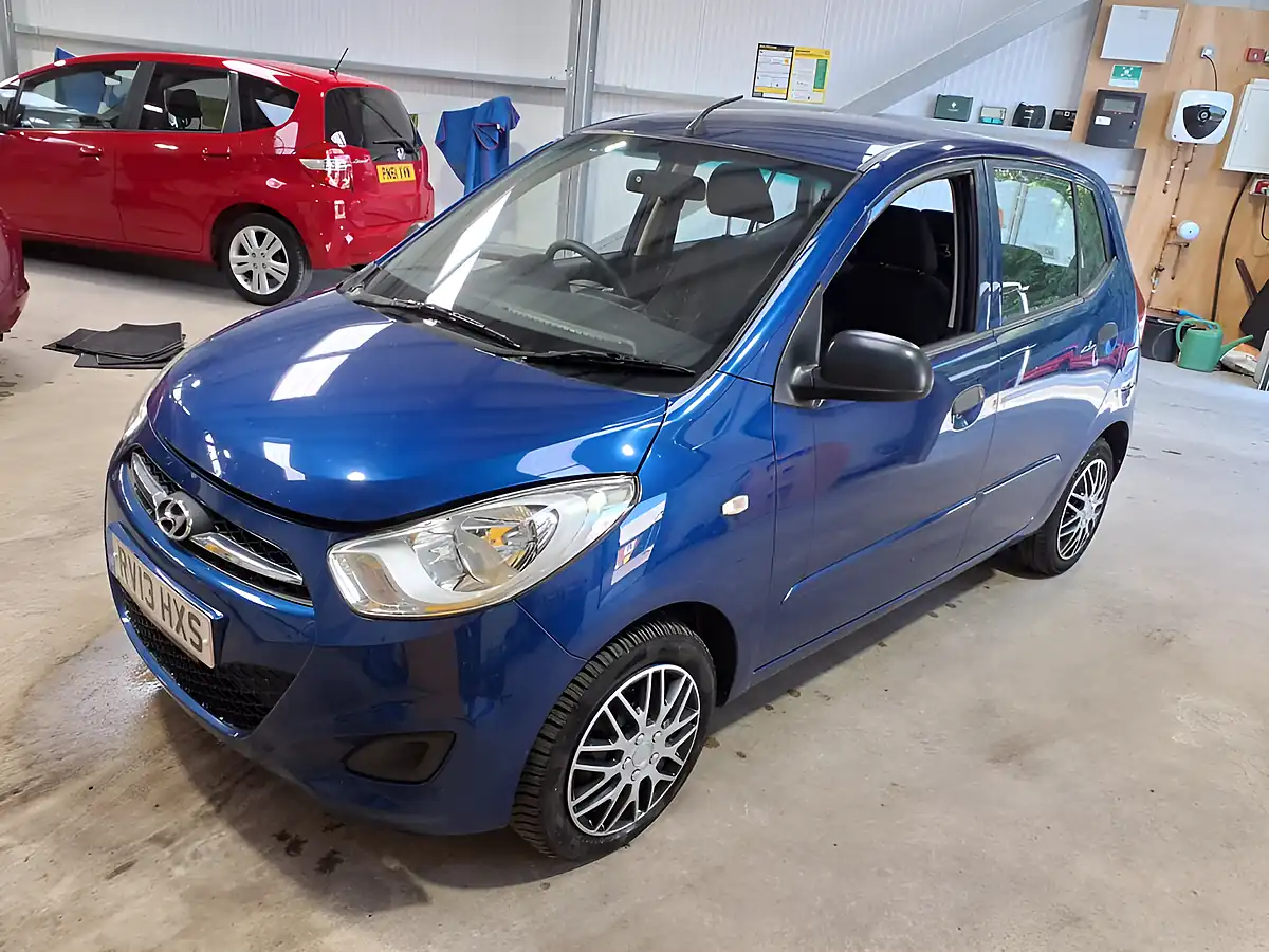 Used 2013 Hyundai I10 Classic Blue - Front View