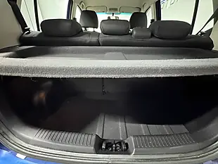 Used 2013 Hyundai I10 Classic Blue - Interior and Exterior details 11