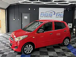 Used 2013 Hyundai i10 Classic Red - Interior and Exterior details 11