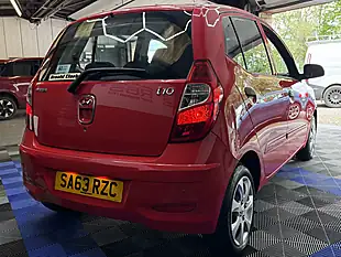 Used 2013 Hyundai i10 Classic Red - Interior and Exterior details 15