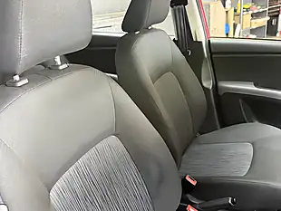 Used 2013 Hyundai i10 Classic Red - Interior and Exterior details 17